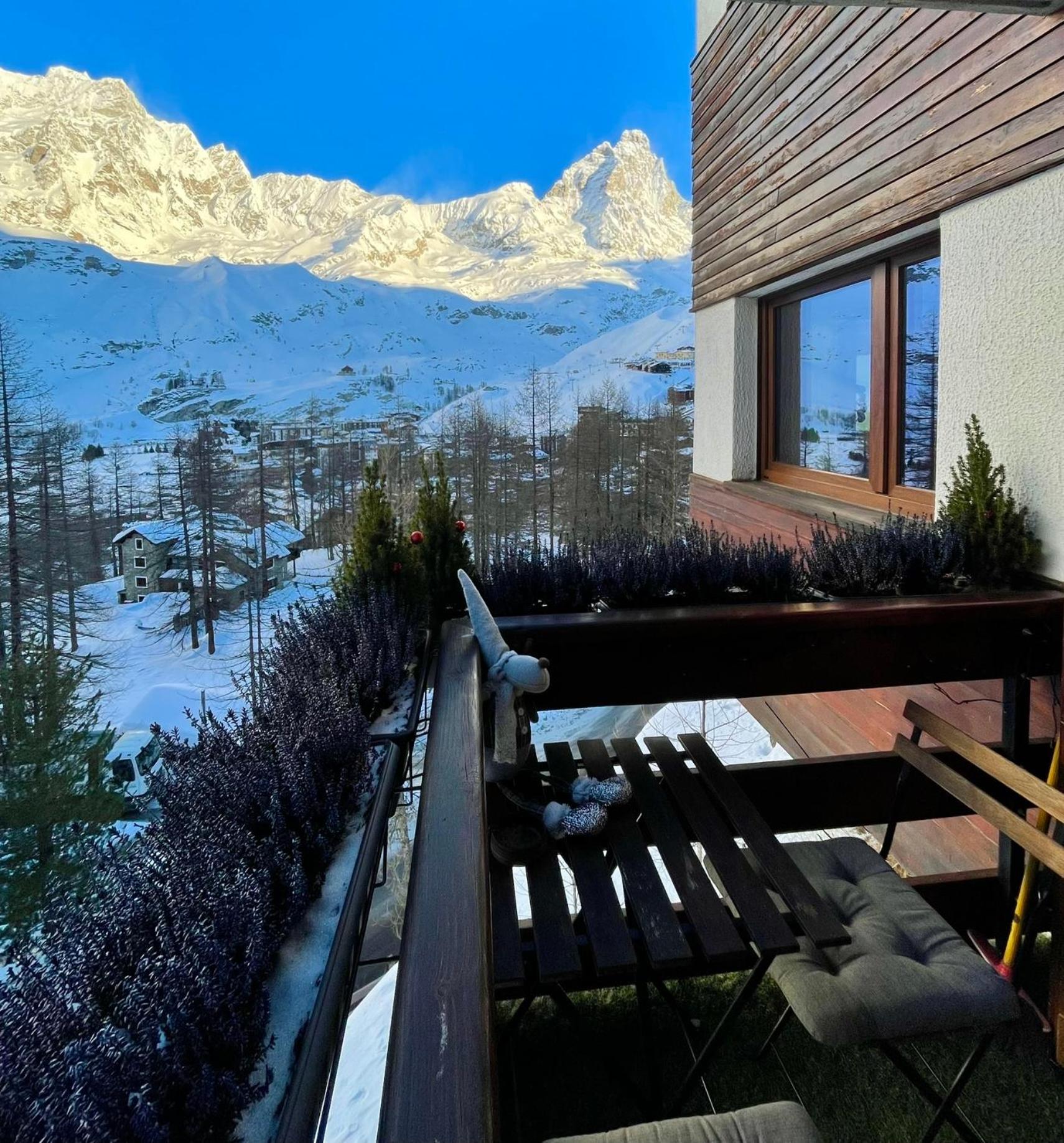 Panoramic Apartment Breuil-Cervinia Exterior photo